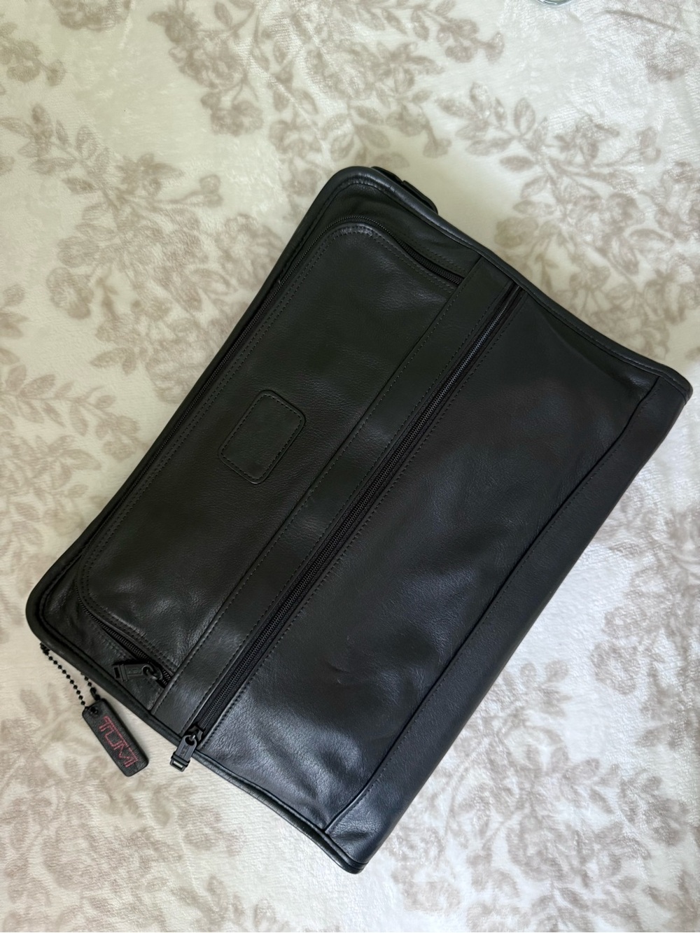 Tumi Alpha Black Leather Laptop Sleeve Document Clutch Attache Case